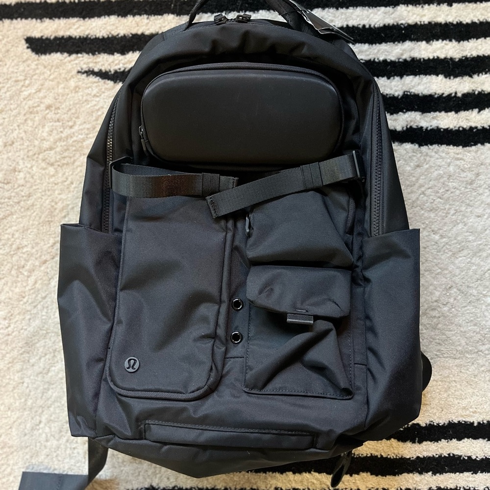 Lululemon Cruiser Backpack NWT